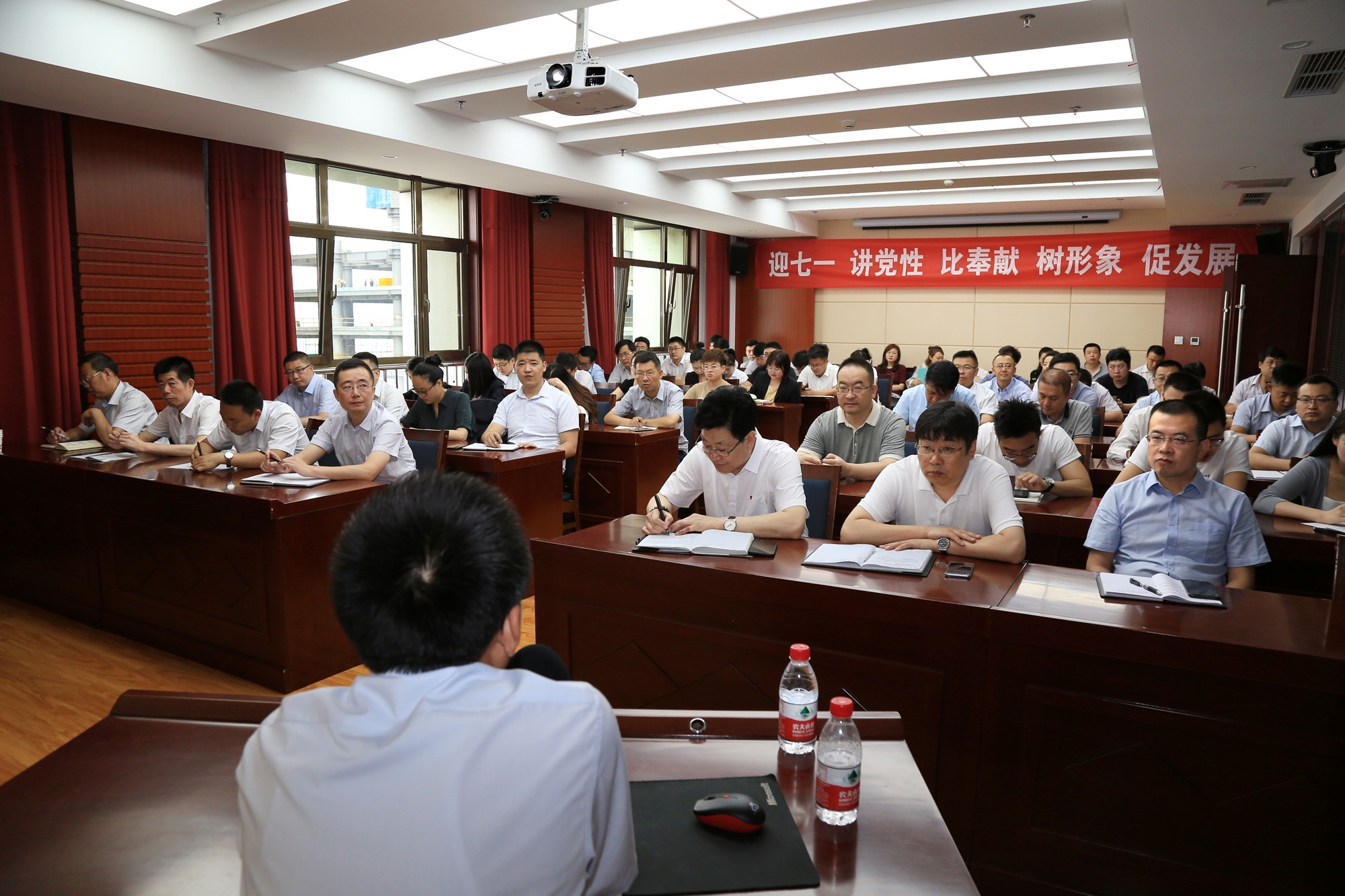 ������-רҵ������Ʒ�뽡������